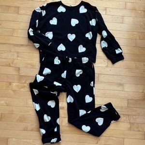 Old Navy Heart Pattern Kids Set - Black and White